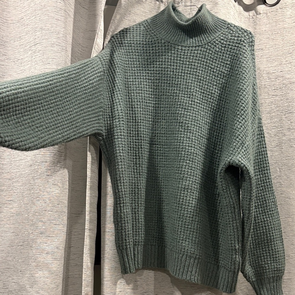 American Eagle Outfitters Sage Waffle Knit Sweater